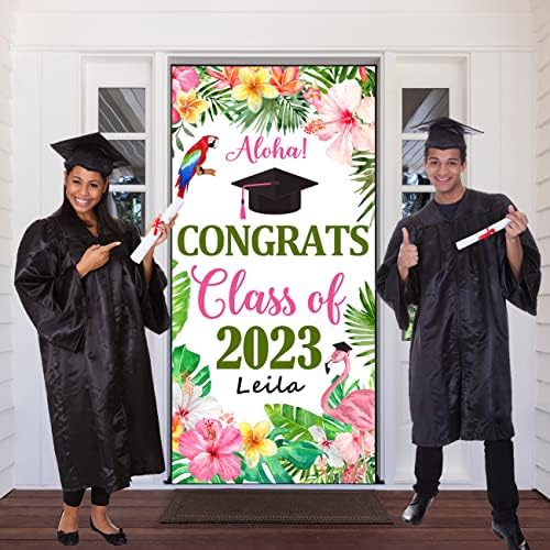 Luau dekoracije za diplomiranje Aloha Čestitamo klasi poklopca vrata 2023 personalizirano ime Senior 2023 pozadina banera za diplomiranje za havajske Tropske Grad tematske potrepštine za zabavu s poklon olovkom