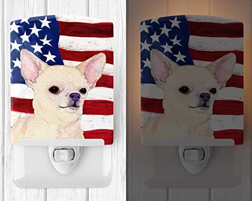 Caroline's Treasures SS4228CNL američka zastava sa Chihuahua keramičkim noćnim svjetlom, kompaktna, ul certificirana,