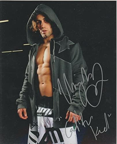 Urijah Faber potpisan i upisana UFC 8x10 fotografija - autogramirane UFC fotografije